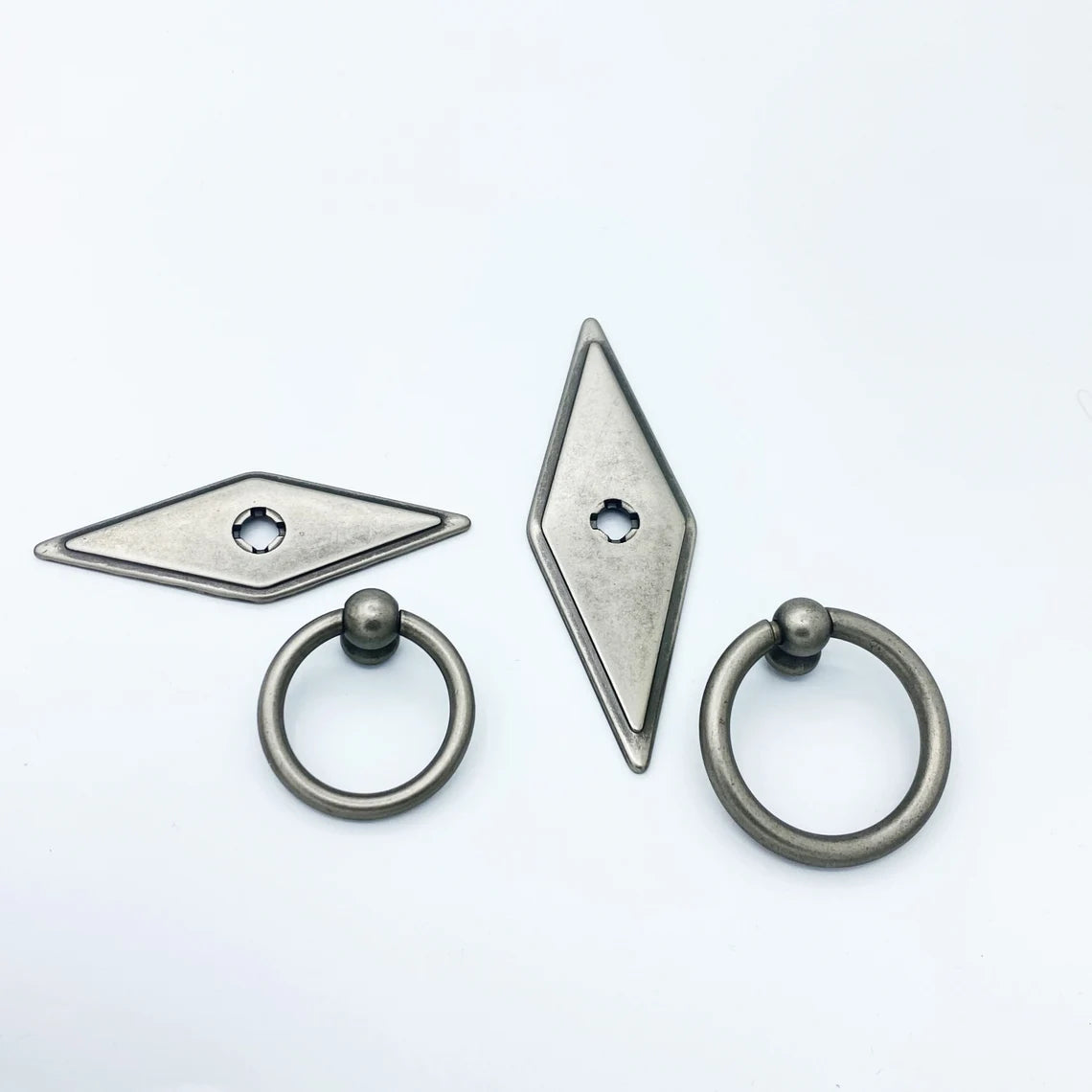 Rhombus "Ella" Antique Silver Ring Drawer Pulls with Backplate - Euro • Knobs