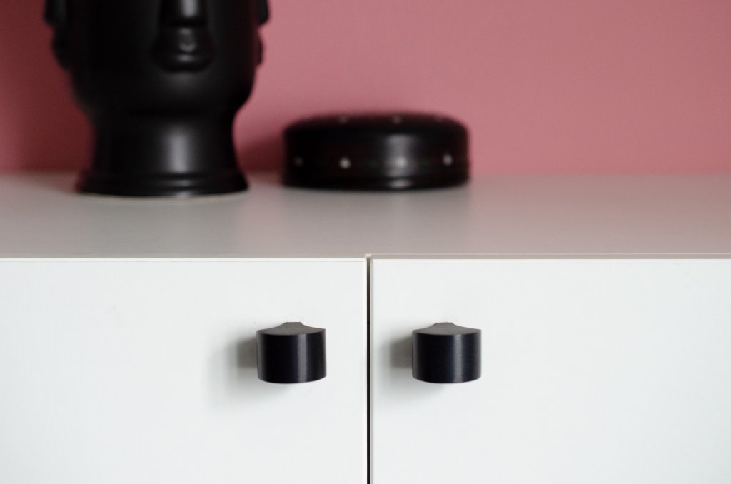 Matte Black "Bend" Cabinet Knob - Euro • Knobs