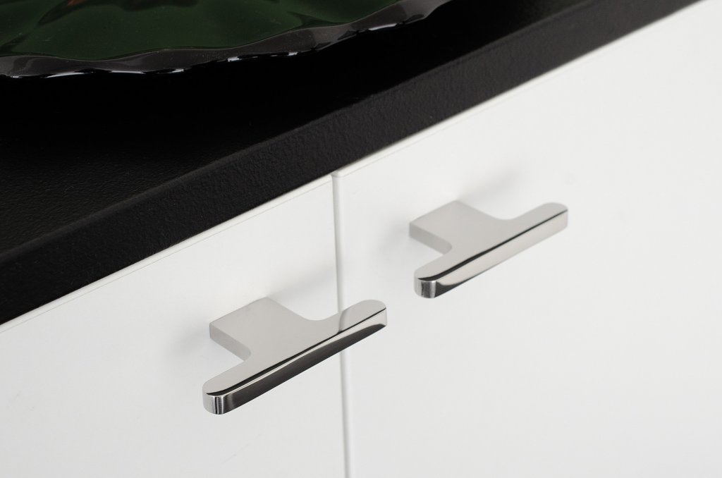 Brushed Stainless Steel "Level" Cabinet Hardware (Copy) - Euro • Knobs