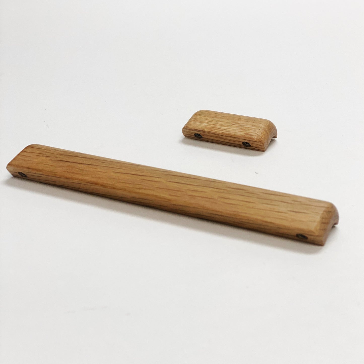 Lacquered Oak "Glove" Wood Drawer Handles - Euro • Knobs