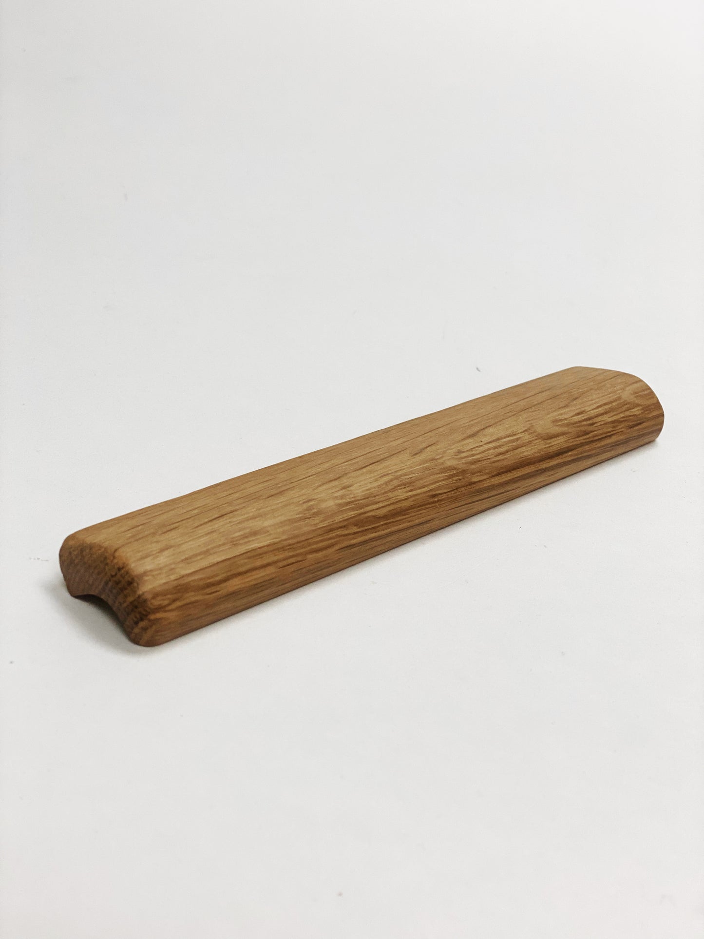 Lacquered Oak "Glove" Wood Drawer Handles - Euro • Knobs