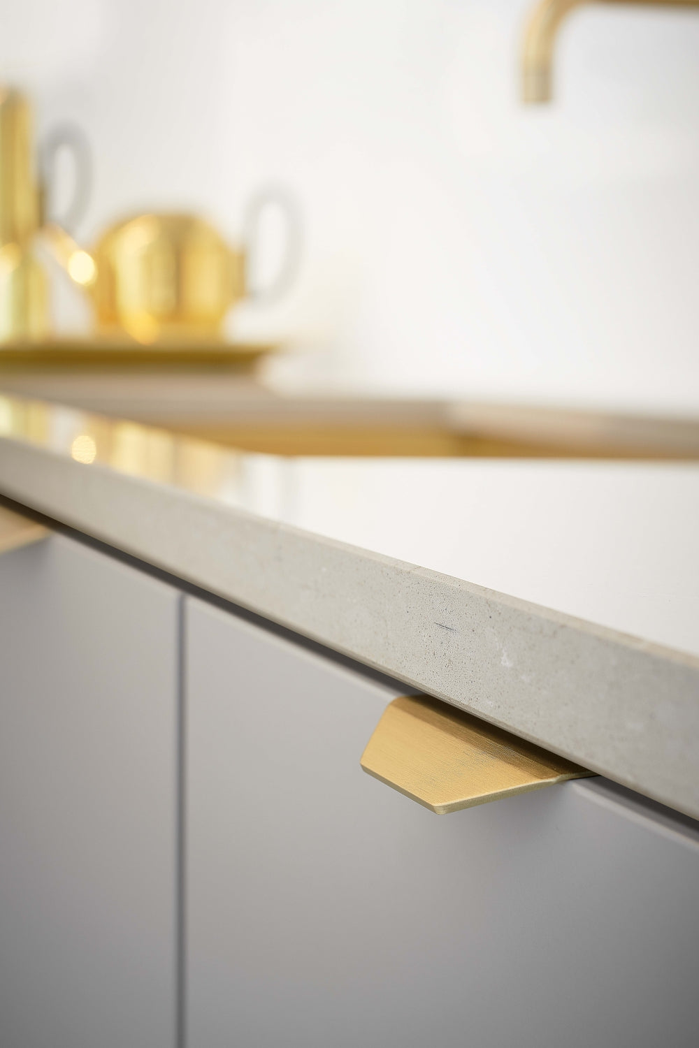 Matte Bronze "Blaze" Edge Drawer Tab Pulls - Euro • Knobs