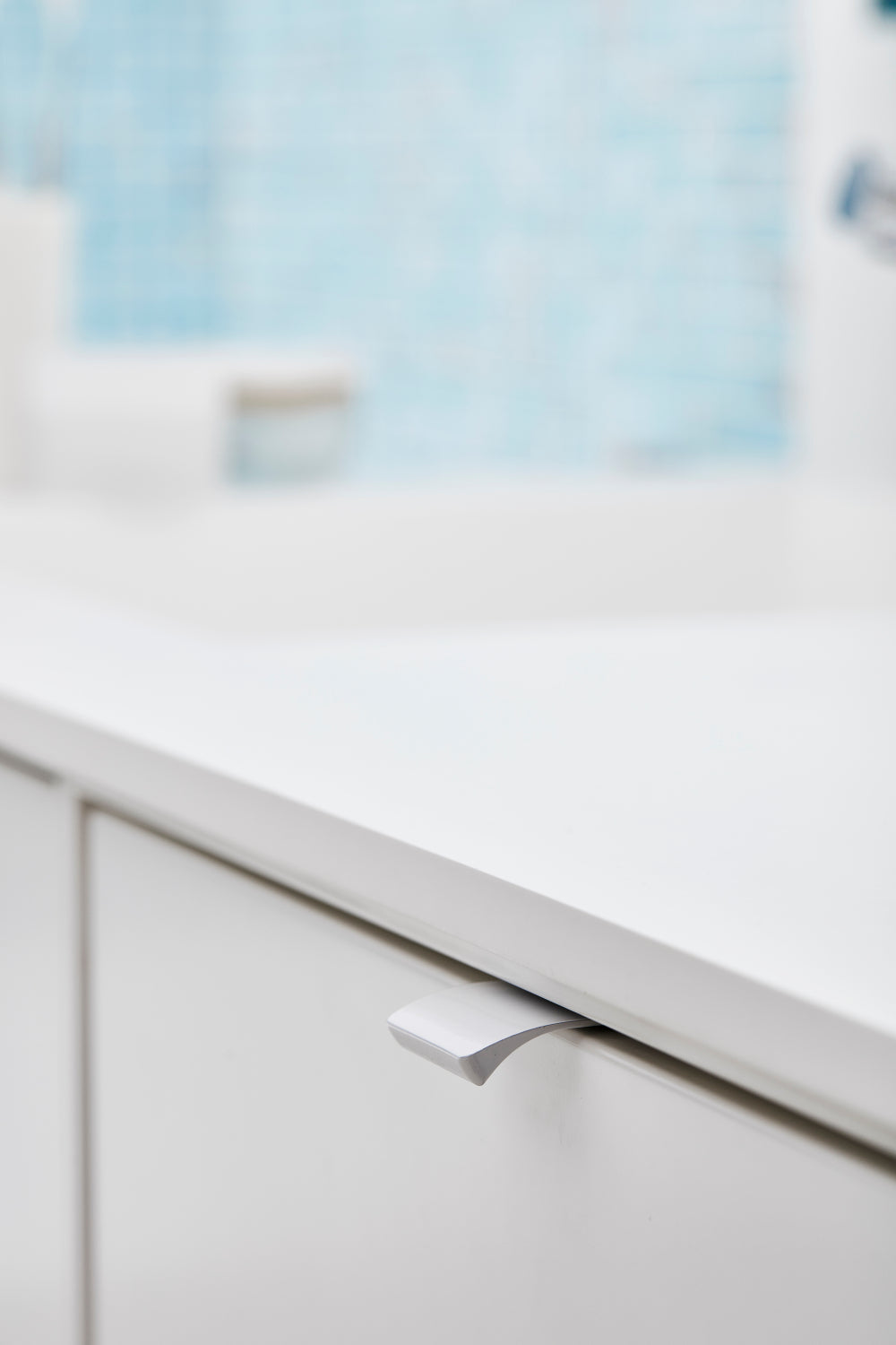 Glossy White Textured "Edge Straight" Tab Drawer Pulls