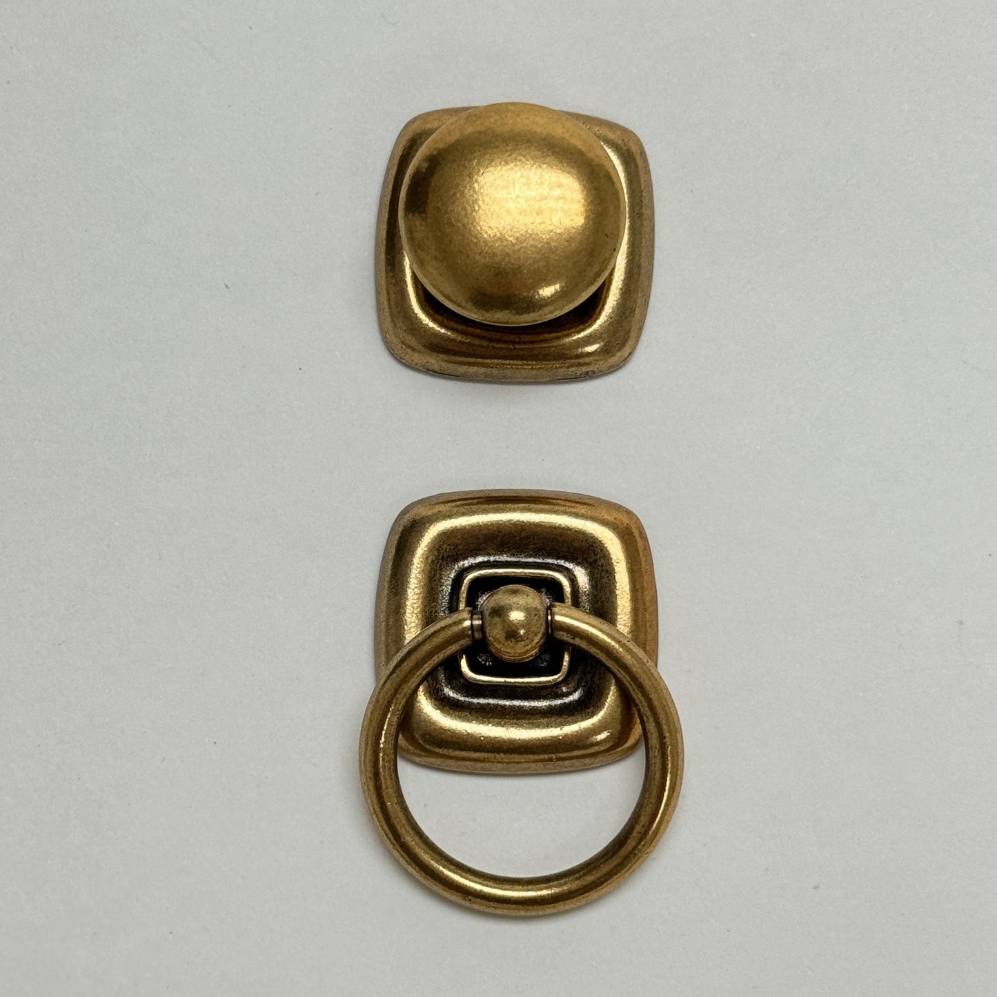 Ring Pull and Knob "Luca" Cabinet Pulls with Backplate in Antique Brass - Euro • Knobs